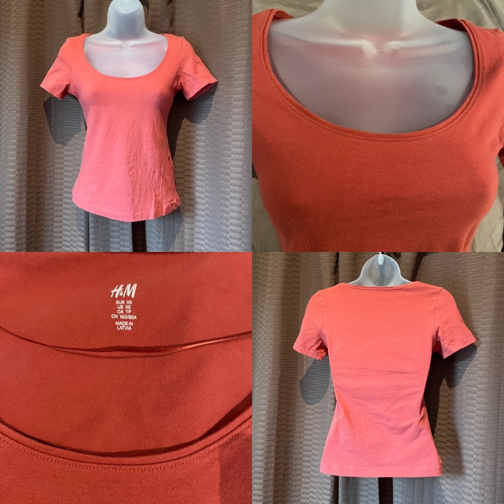 Basic Fitted Scoop-Neck Short Sleeve Top